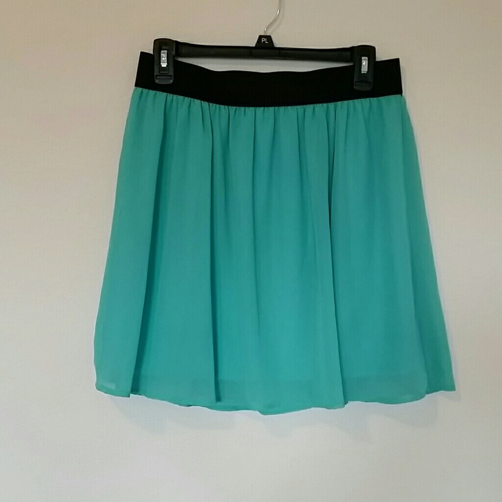 4/$20 forever 21 skirt